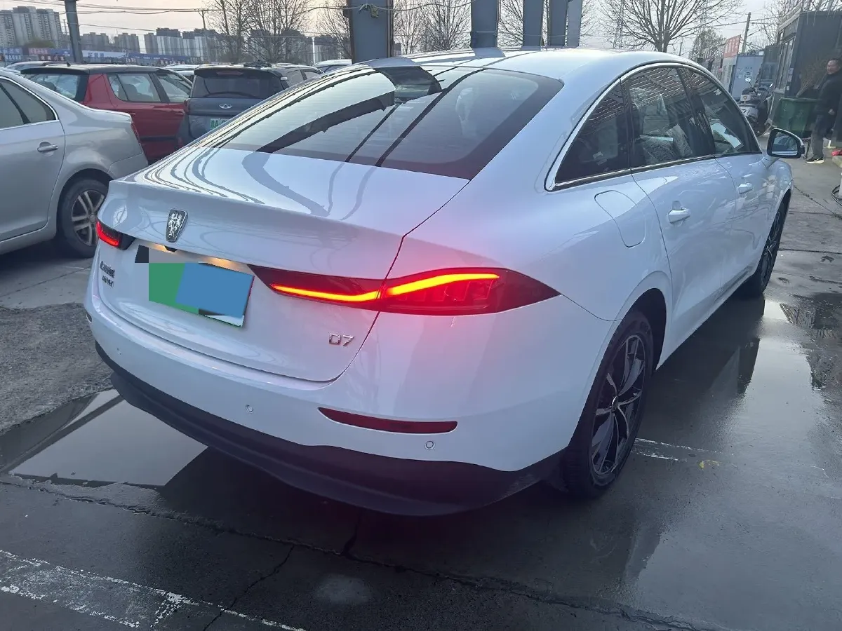 2025 Roewe D7 1.5L 112HP L4 1DHT PHEV 19.7KWH,autocango,china used car exporter,china ev exporter,chinese used car exporter,chinese used ev exporter