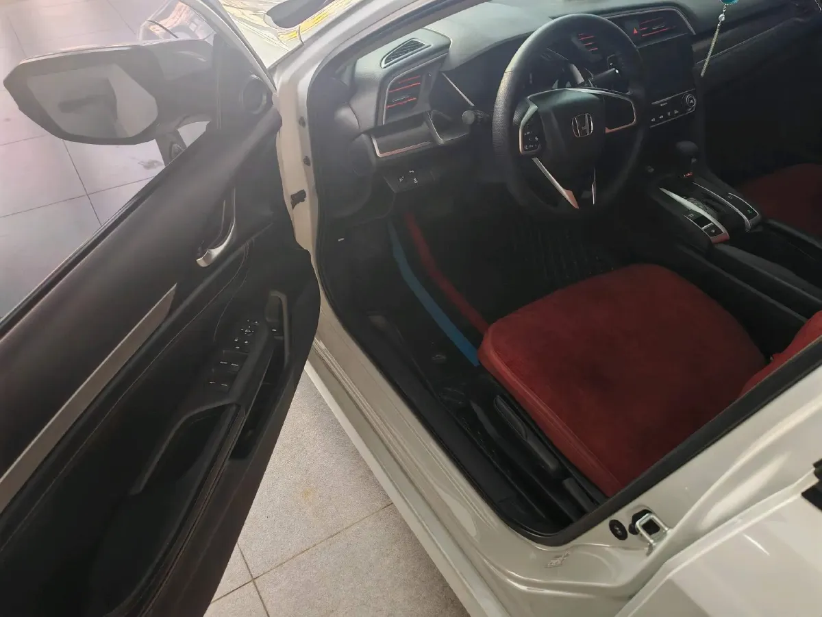 2019 Honda Civic 1.5T 177HP L4 CVT,autocango,china used car exporter,china ev exporter,chinese used car exporter,chinese used ev exporter