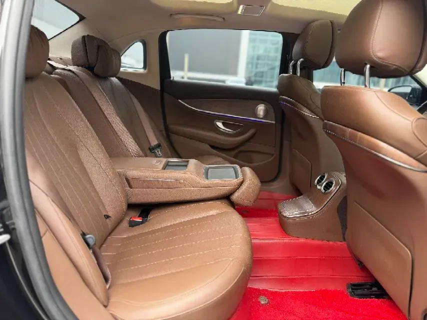 2022 Mercedes-Benz E Class 2.0T 258HP L4 9AT,autocango,china used car exporter,china ev exporter,chinese used car exporter,chinese used ev exporter