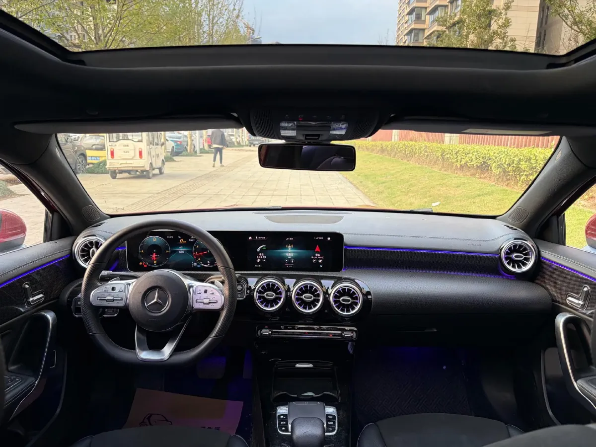 2020 Mercedes-Benz A Class 1.3T 163HP L4 7DCT,autocango,china used car exporter,china ev exporter,chinese used car exporter,chinese used ev exporter