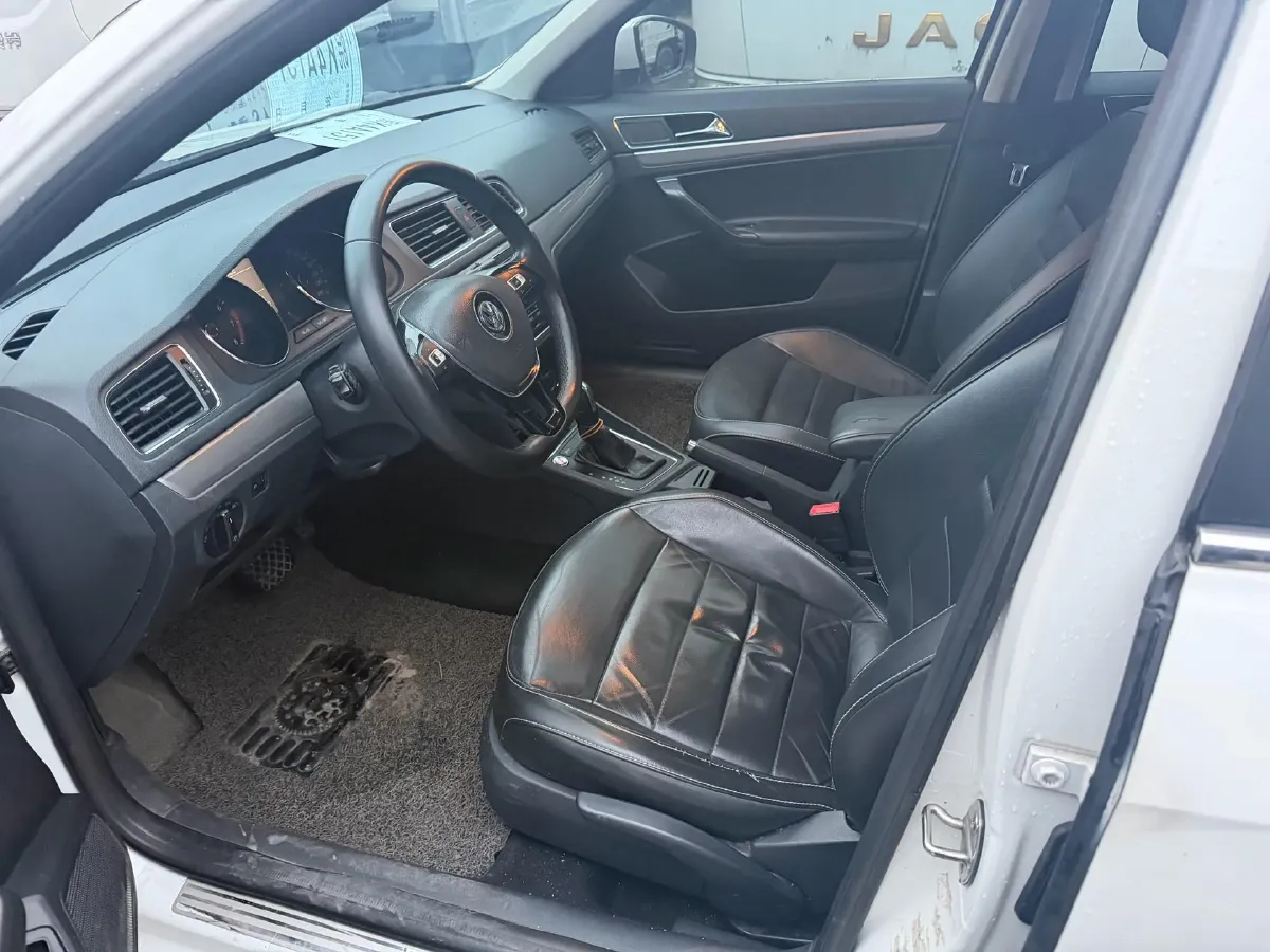 2017 Buick Excelle 1.5L 114HP L4 6AT,autocango,china used car exporter,china ev exporter,chinese used car exporter,chinese used ev exporter