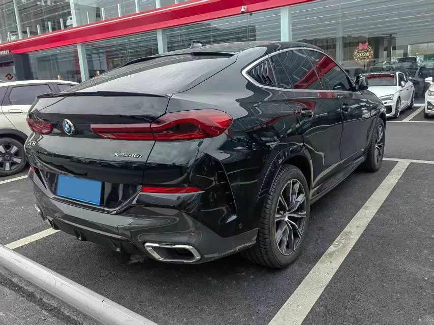 2022 BMW X6 3.0T 340HP L6 8AT,autocango,china used car exporter,china ev exporter,chinese used car exporter,chinese used ev exporter