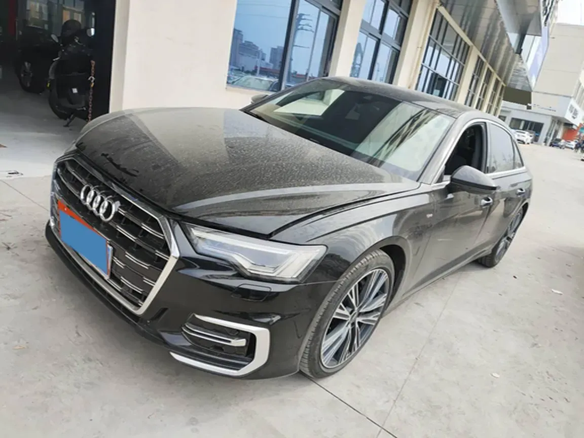 2023 Audi A6L 2.0T 190HP L4 7DCT,autocango,china used car exporter,china ev exporter,chinese used car exporter,chinese used ev exporter