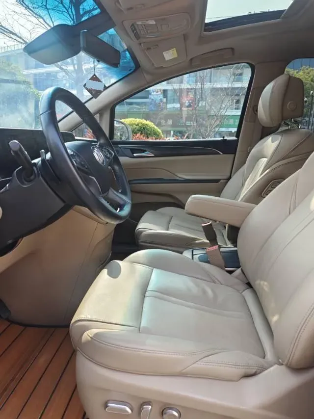 2021 Buick GL8 2.0T 237HP L4 9AT,autocango,china used car exporter,china ev exporter,chinese used car exporter,chinese used ev exporter