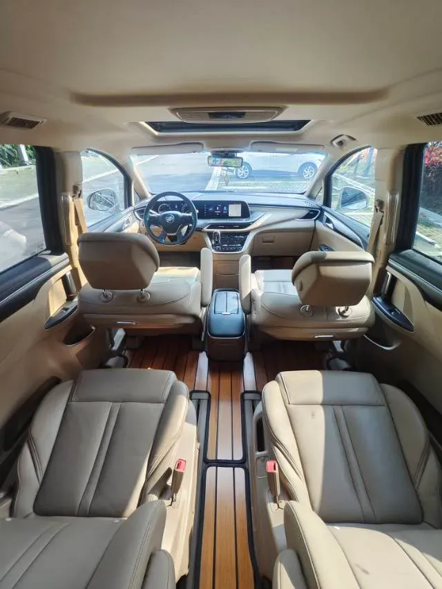 2021 Buick GL8 2.0T 237HP L4 9AT,autocango,china used car exporter,china ev exporter,chinese used car exporter,chinese used ev exporter