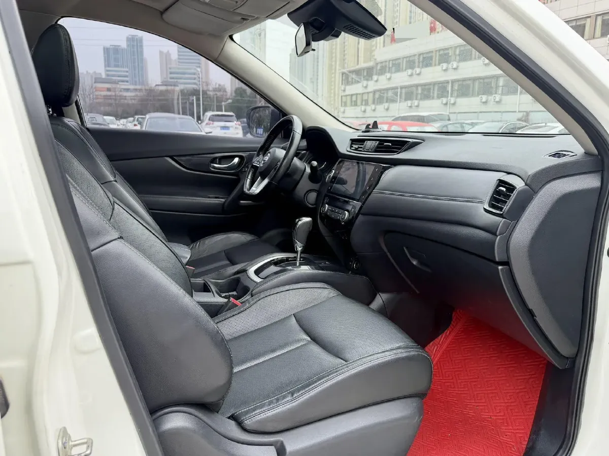 2021 Nissan X-Trail 2.0L 151HP L4 CVT,autocango,china used car exporter,china ev exporter,chinese used car exporter,chinese used ev exporter