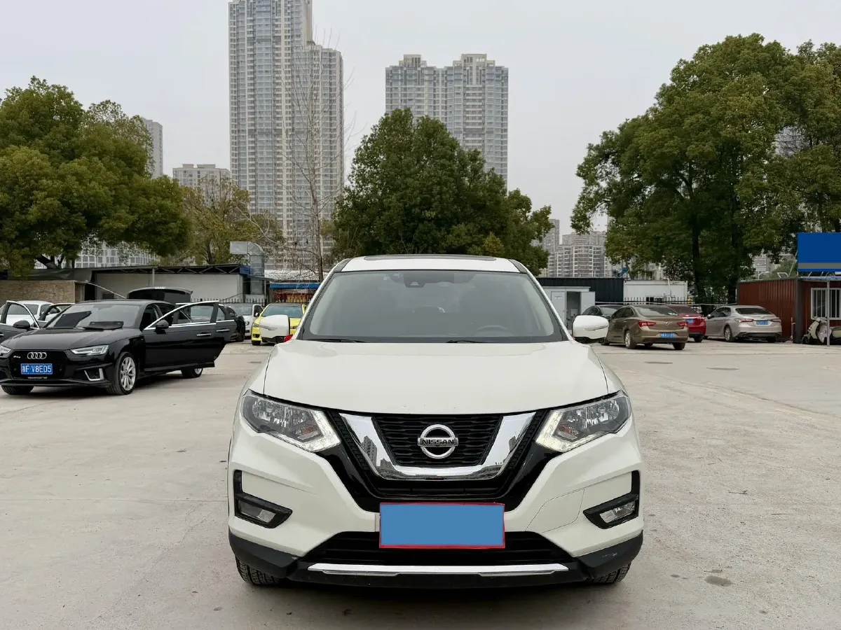 2021 Nissan X-Trail 2.0L 151HP L4 CVT,autocango,china used car exporter,china ev exporter,chinese used car exporter,chinese used ev exporter