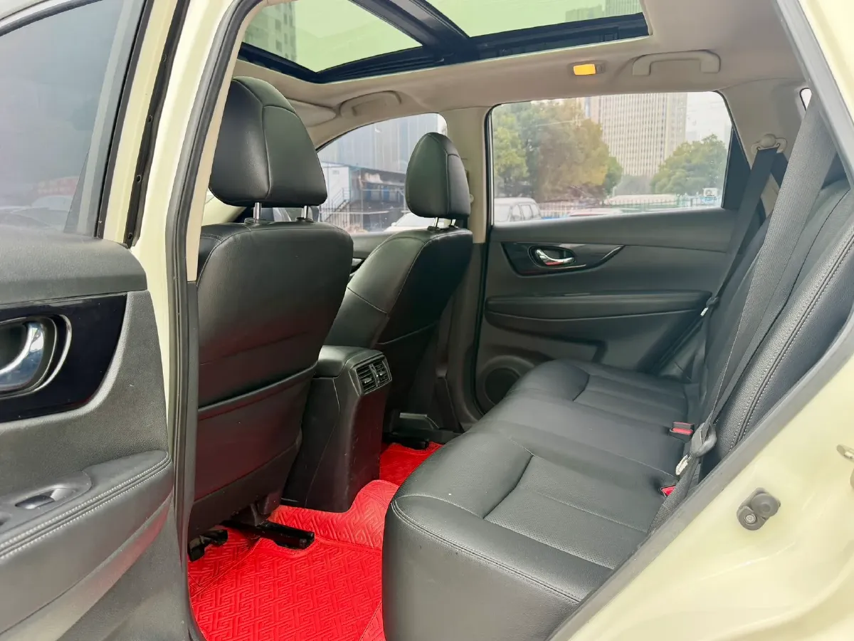 2021 Nissan X-Trail 2.0L 151HP L4 CVT,autocango,china used car exporter,china ev exporter,chinese used car exporter,chinese used ev exporter