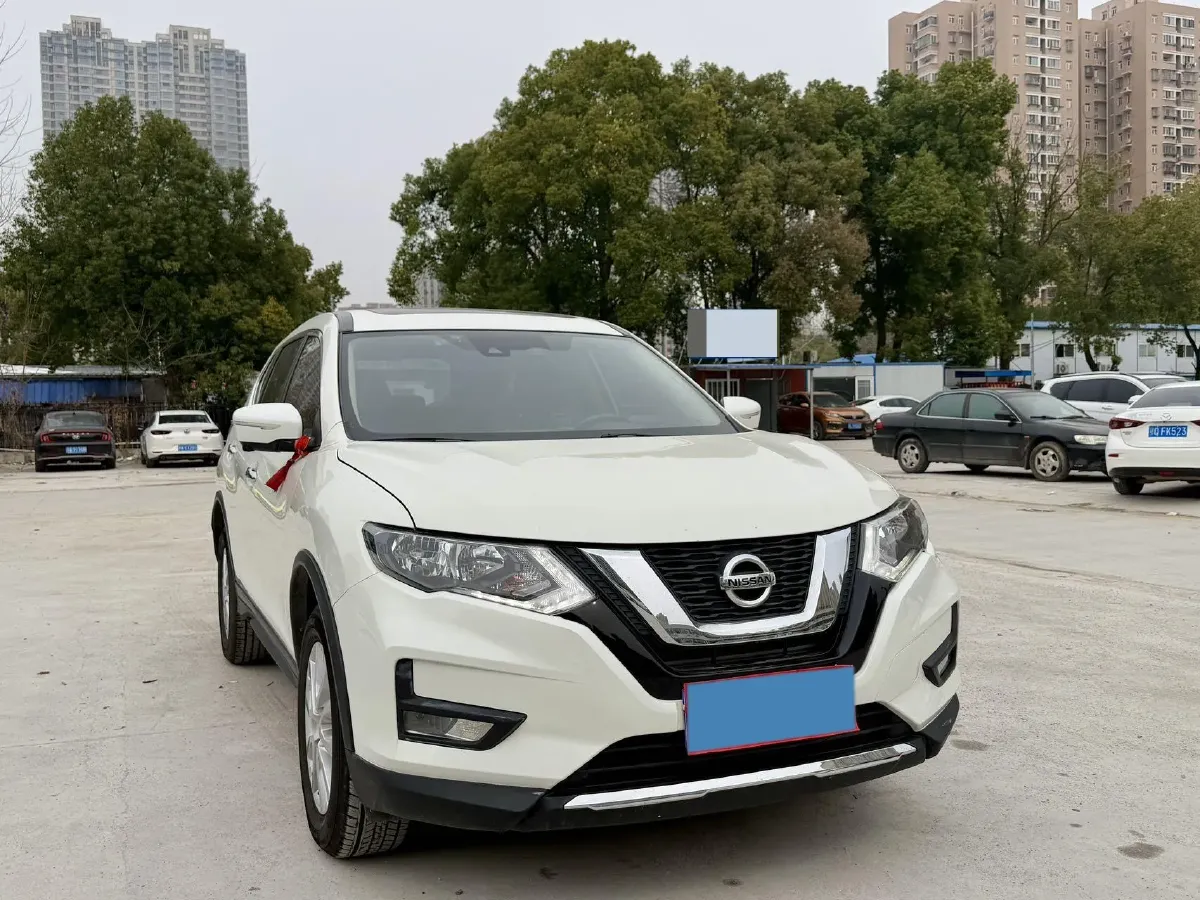 2021 Nissan X-Trail 2.0L 151HP L4 CVT,autocango,china used car exporter,china ev exporter,chinese used car exporter,chinese used ev exporter