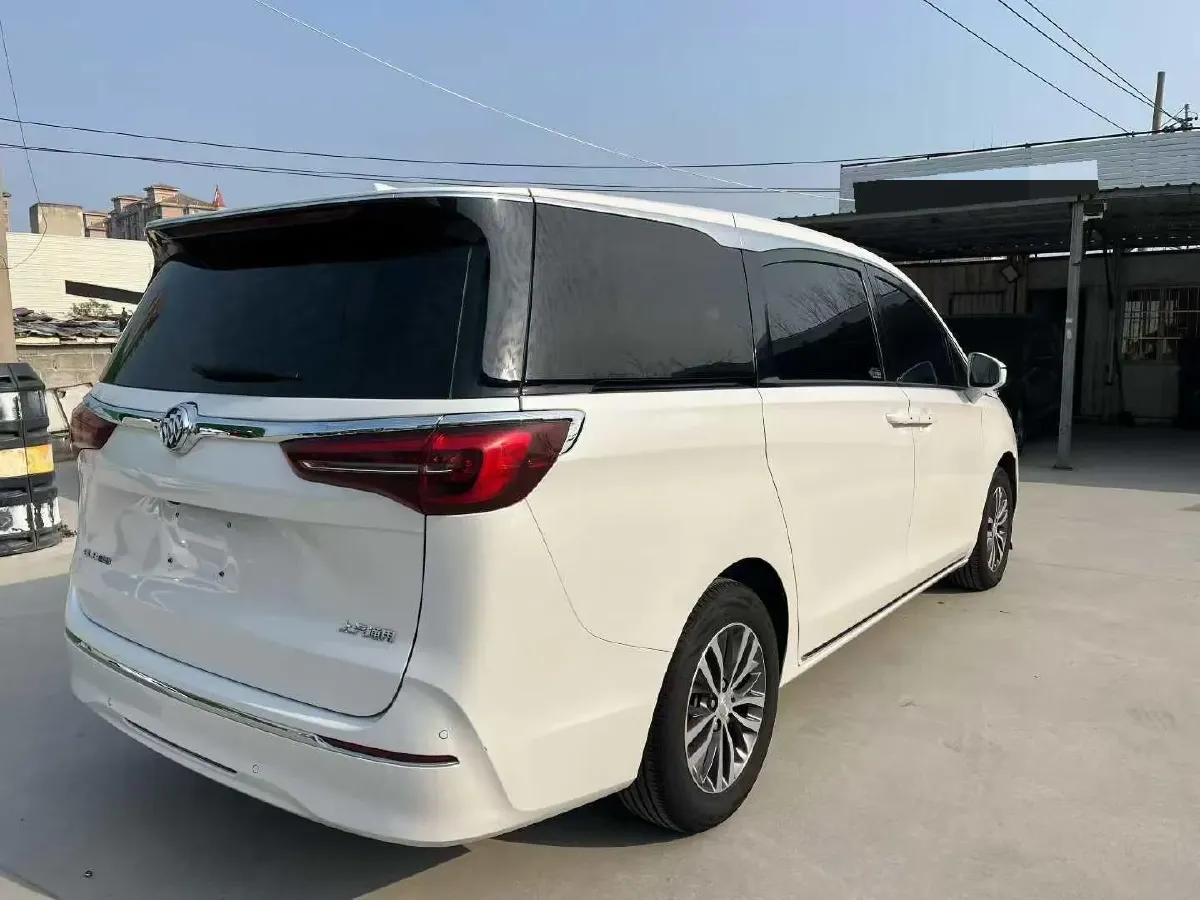2023 Buick GL8 2.0T 237HP L4 9AT,autocango,china used car exporter,china ev exporter,chinese used car exporter,chinese used ev exporter