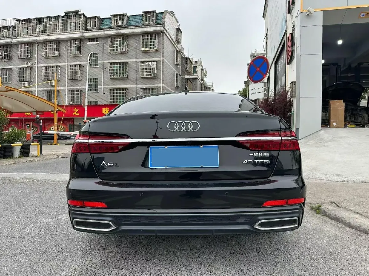 2020 Audi A6L 2.0T 190HP L4 7DCT,autocango,china used car exporter,china ev exporter,chinese used car exporter,chinese used ev exporter
