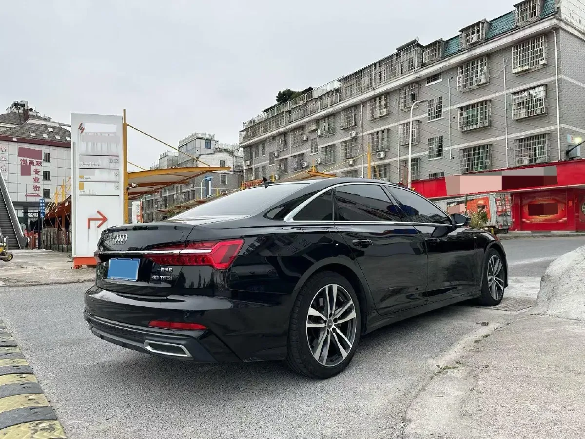2020 Audi A6L 2.0T 190HP L4 7DCT,autocango,china used car exporter,china ev exporter,chinese used car exporter,chinese used ev exporter