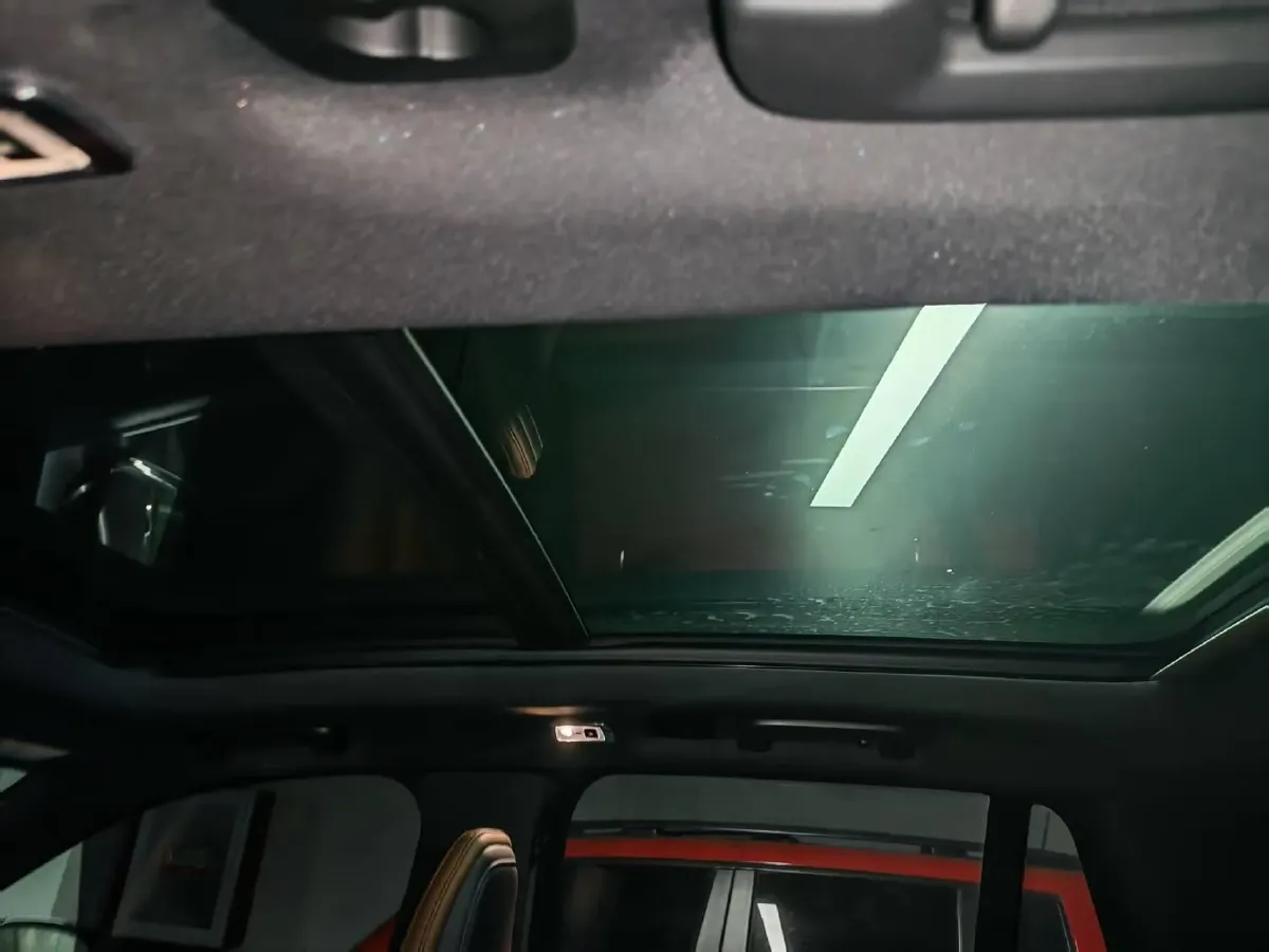 2022 Volvo XC90 2.0T 250HP L4 8AT,autocango,china used car exporter,china ev exporter,chinese used car exporter,chinese used ev exporter