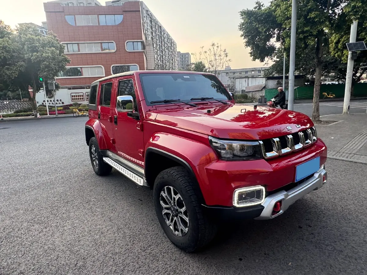 2020 Beijing BJ40 2.0T 224HP L4 8AT,autocango,china used car exporter,china ev exporter,chinese used car exporter,chinese used ev exporter