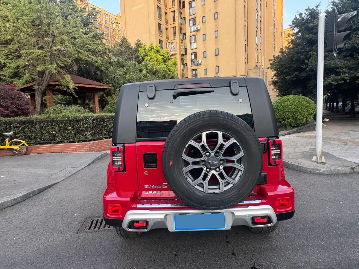 2020 Beijing BJ40 2.0T 224HP L4 8AT,autocango,china used car exporter,china ev exporter,chinese used car exporter,chinese used ev exporter