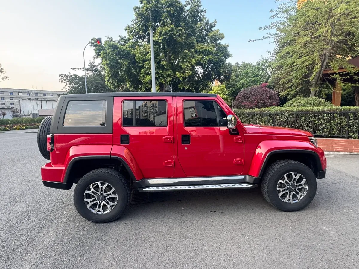 2020 Beijing BJ40 2.0T 224HP L4 8AT,autocango,china used car exporter,china ev exporter,chinese used car exporter,chinese used ev exporter