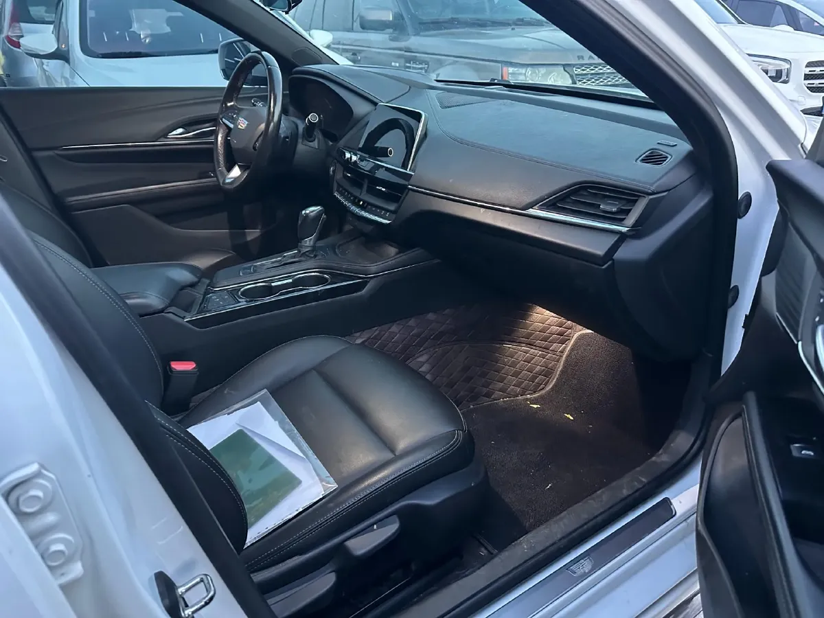 2020 Cadillac CT4 2.0T 237HP L4 8AT,autocango,china used car exporter,china ev exporter,chinese used car exporter,chinese used ev exporter