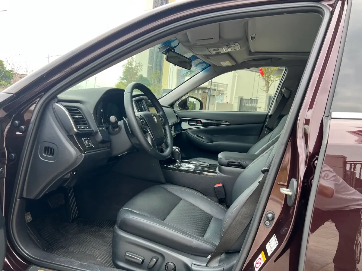 2018 Infiniti Q50L 2.0T 211HP L4 7AT,autocango,china used car exporter,china ev exporter,chinese used car exporter,chinese used ev exporter