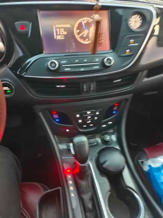 2020 Buick EnvisionPlus 1.5T 169HP L4 7DCT,autocango,china used car exporter,china ev exporter,chinese used car exporter,chinese used ev exporter