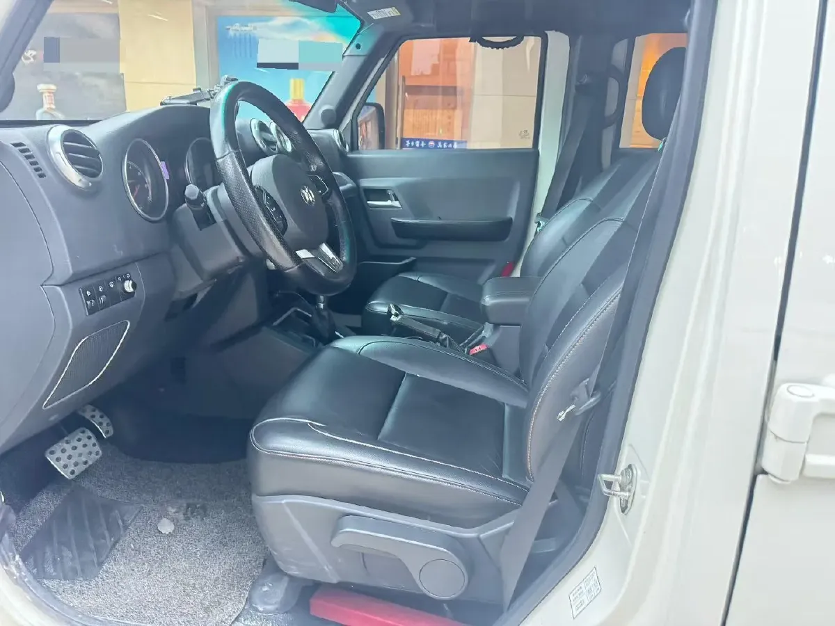 2017 Beijing BJ40 2.3T 250HP L4 6AT,autocango,china used car exporter,china ev exporter,chinese used car exporter,chinese used ev exporter