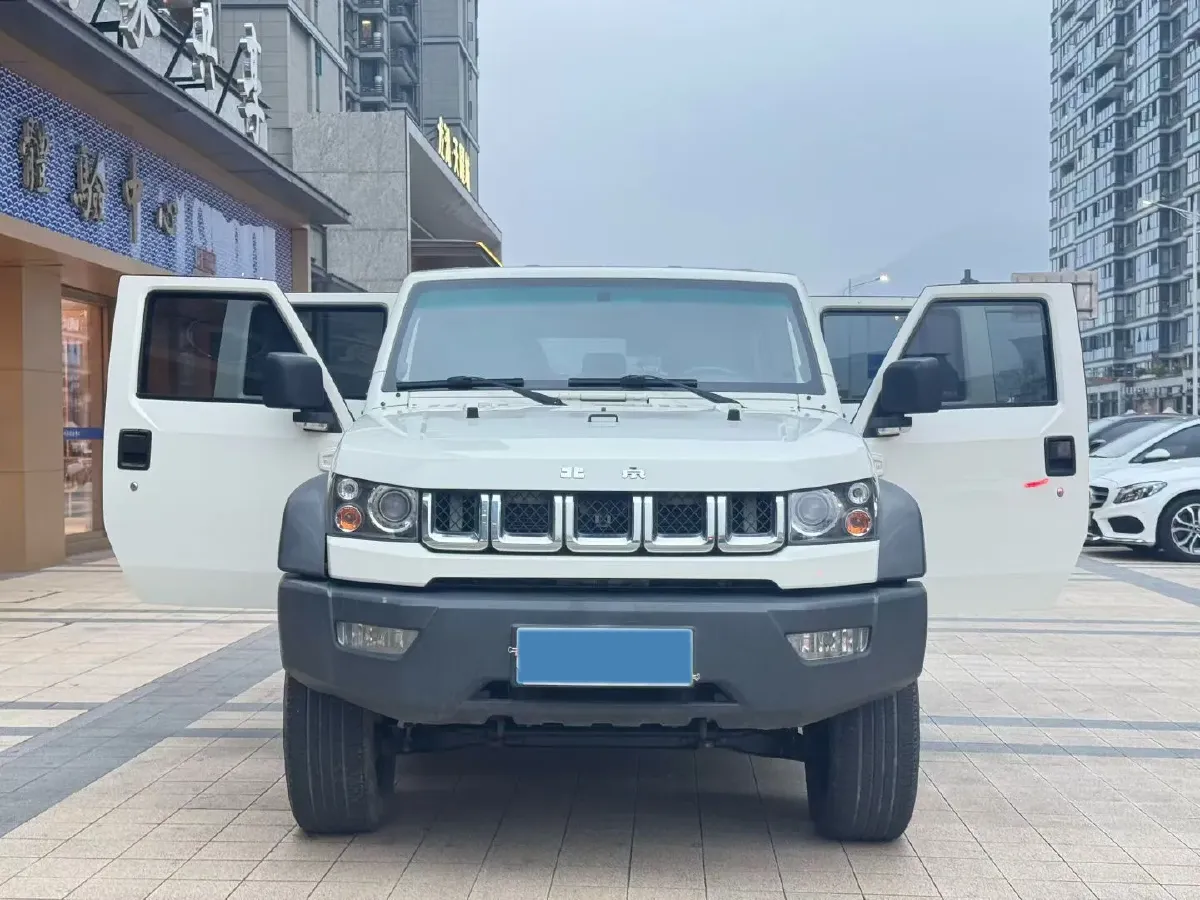 2017 Beijing BJ40 2.3T 250HP L4 6AT,autocango,china used car exporter,china ev exporter,chinese used car exporter,chinese used ev exporter