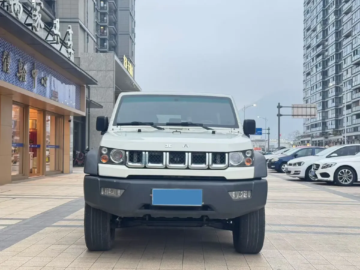 2017 Beijing BJ40 2.3T 250HP L4 6AT,autocango,china used car exporter,china ev exporter,chinese used car exporter,chinese used ev exporter