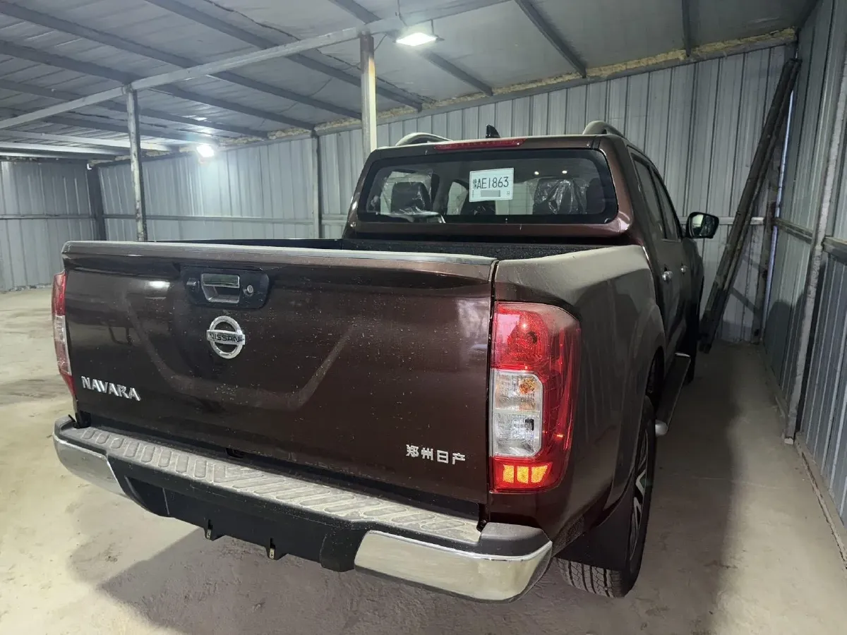 2023 Nissan Navara 2.5L 190HP L4 7AT,autocango,china used car exporter,china ev exporter,chinese used car exporter,chinese used ev exporter