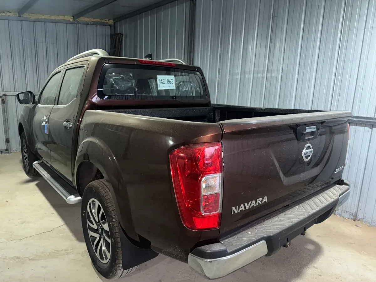 2023 Nissan Navara 2.5L 190HP L4 7AT,autocango,china used car exporter,china ev exporter,chinese used car exporter,chinese used ev exporter