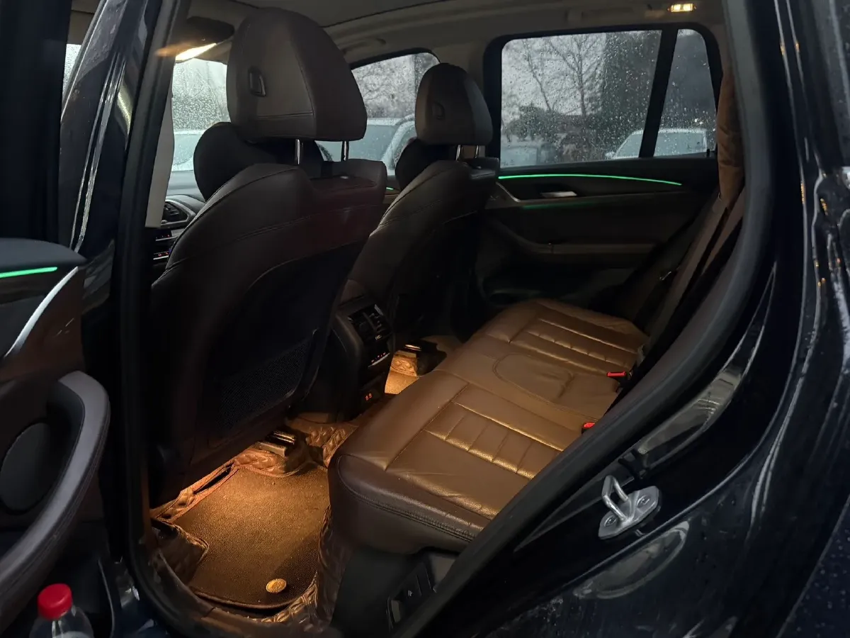 2021 BMW X3 2.0T 224HP L4 8AT,autocango,china used car exporter,china ev exporter,chinese used car exporter,chinese used ev exporter