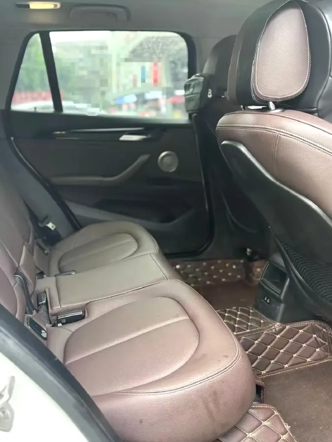 2022 BMW X1 1.5T 140HP L3 7DCT,autocango,china used car exporter,china ev exporter,chinese used car exporter,chinese used ev exporter