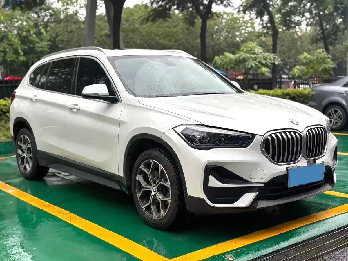 2022 BMW X1 1.5T 140HP L3 7DCT,autocango,china used car exporter,china ev exporter,chinese used car exporter,chinese used ev exporter
