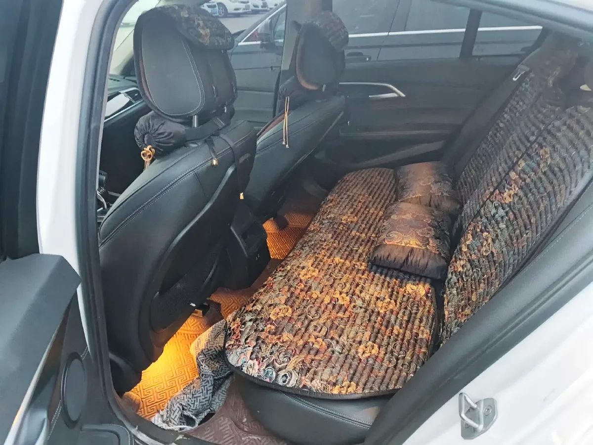 2020 BMW 1 Series 1.5T 140HP L3 7DCT,autocango,china used car exporter,china ev exporter,chinese used car exporter,chinese used ev exporter