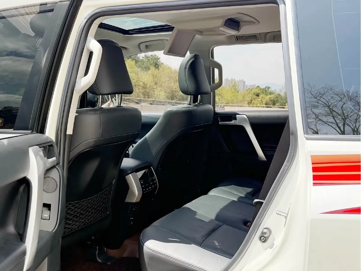 2018 Toyota Land Cruiser Prado 3.5L 280HP V6 6AT,autocango,china used car exporter,china ev exporter,chinese used car exporter,chinese used ev exporter