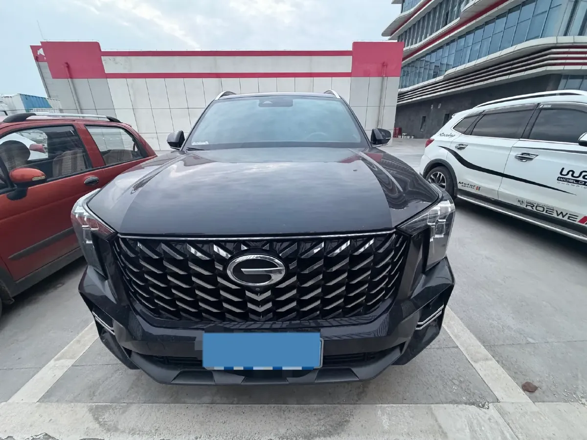 2022 GAC Trumpchi GS8 2.0T 252HP L4 8AT,autocango,china used car exporter,china ev exporter,chinese used car exporter,chinese used ev exporter