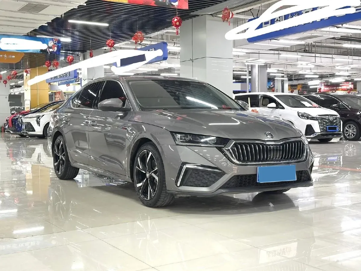 2022 Skoda Octavia 1.4T 150HP L4 7DCT,autocango,china used car exporter,china ev exporter,chinese used car exporter,chinese used ev exporter