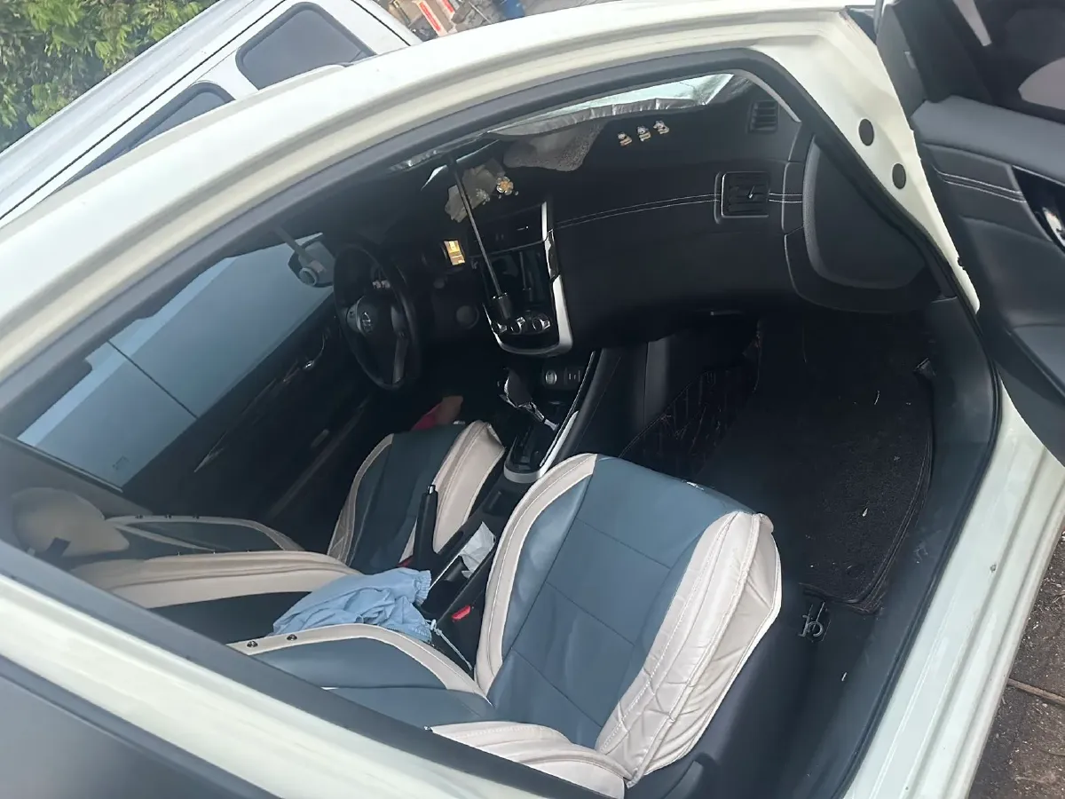 2020 Nissan Tiida 1.6L 126HP L4 CVT,autocango,china used car exporter,china ev exporter,chinese used car exporter,chinese used ev exporter