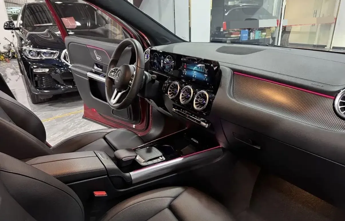 2022 Mercedes-Benz GLA Class 1.3T 136HP L4 7DCT,autocango,china used car exporter,china ev exporter,chinese used car exporter,chinese used ev exporter