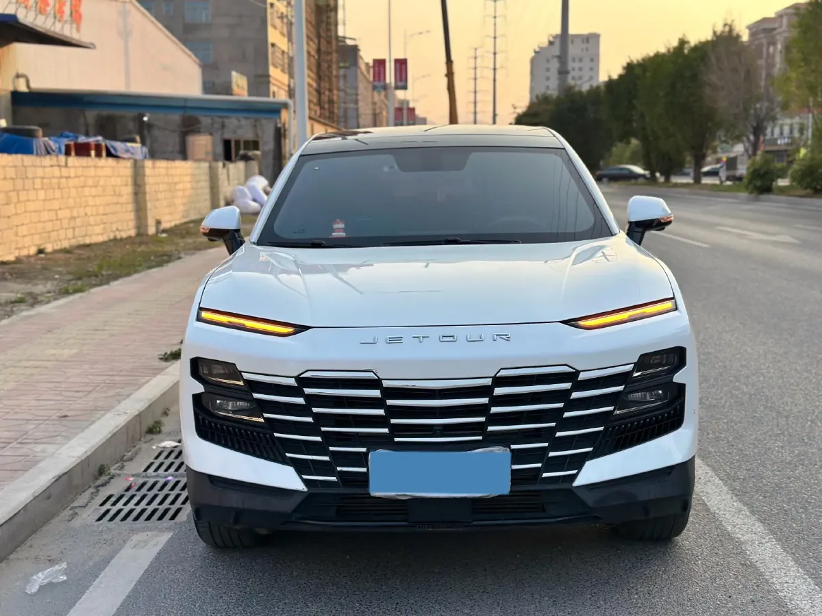 2022 Jetour DASHING 1.6T 197HP L4 7DCT,autocango,china used car exporter,china ev exporter,chinese used car exporter,chinese used ev exporter