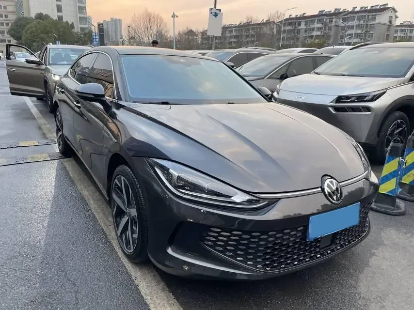 2023 Volkswagen Lamando 1.4T 150HP L4 7DCT,autocango,china used car exporter,china ev exporter,chinese used car exporter,chinese used ev exporter
