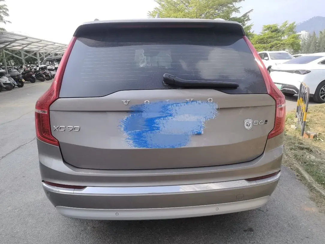 2022 Volvo XC90 2.0T 250HP L4 8AT,autocango,china used car exporter,china ev exporter,chinese used car exporter,chinese used ev exporter