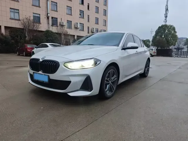 2023 BMW 1 Series 1.5T 136HP L3 7DCT,autocango,china used car exporter,china ev exporter,chinese used car exporter,chinese used ev exporter