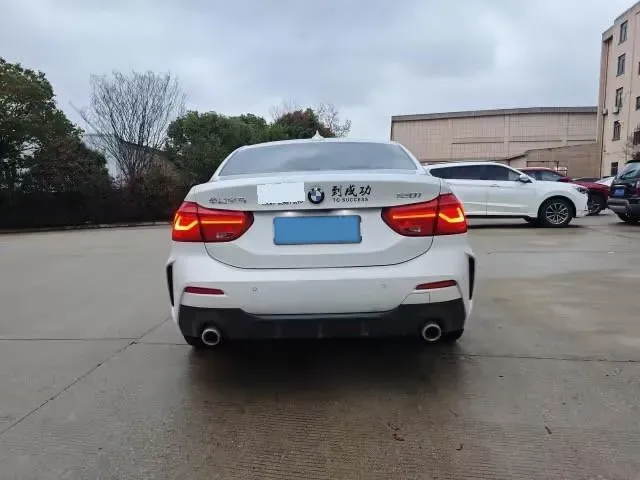 2023 BMW 1 Series 1.5T 136HP L3 7DCT,autocango,china used car exporter,china ev exporter,chinese used car exporter,chinese used ev exporter