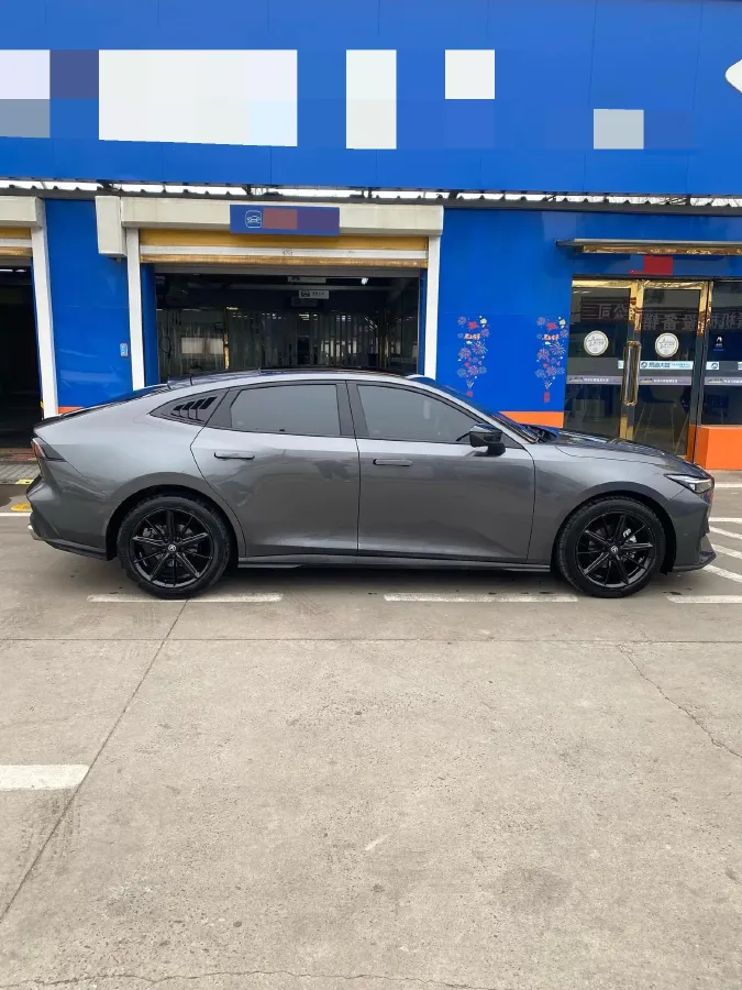 2023 ChangAn UNI-V 1.5T 188HP L4 7DCT,autocango,china used car exporter,china ev exporter,chinese used car exporter,chinese used ev exporter