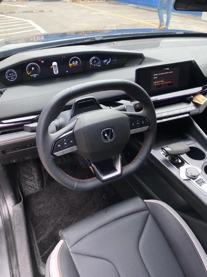 2023 ChangAn UNI-V 1.5T 188HP L4 7DCT,autocango,china used car exporter,china ev exporter,chinese used car exporter,chinese used ev exporter