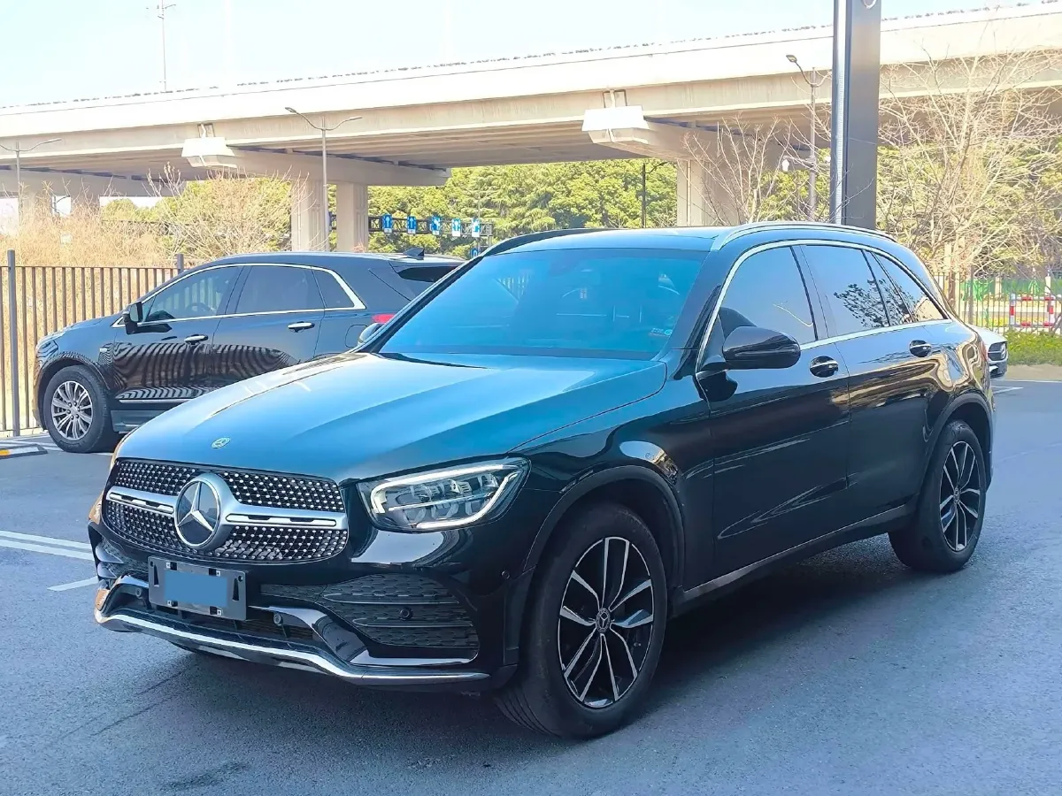 2022 Mercedes-Benz GLC Class 2.0T 197HP L4 9AT,autocango,china used car exporter,china ev exporter,chinese used car exporter,chinese used ev exporter