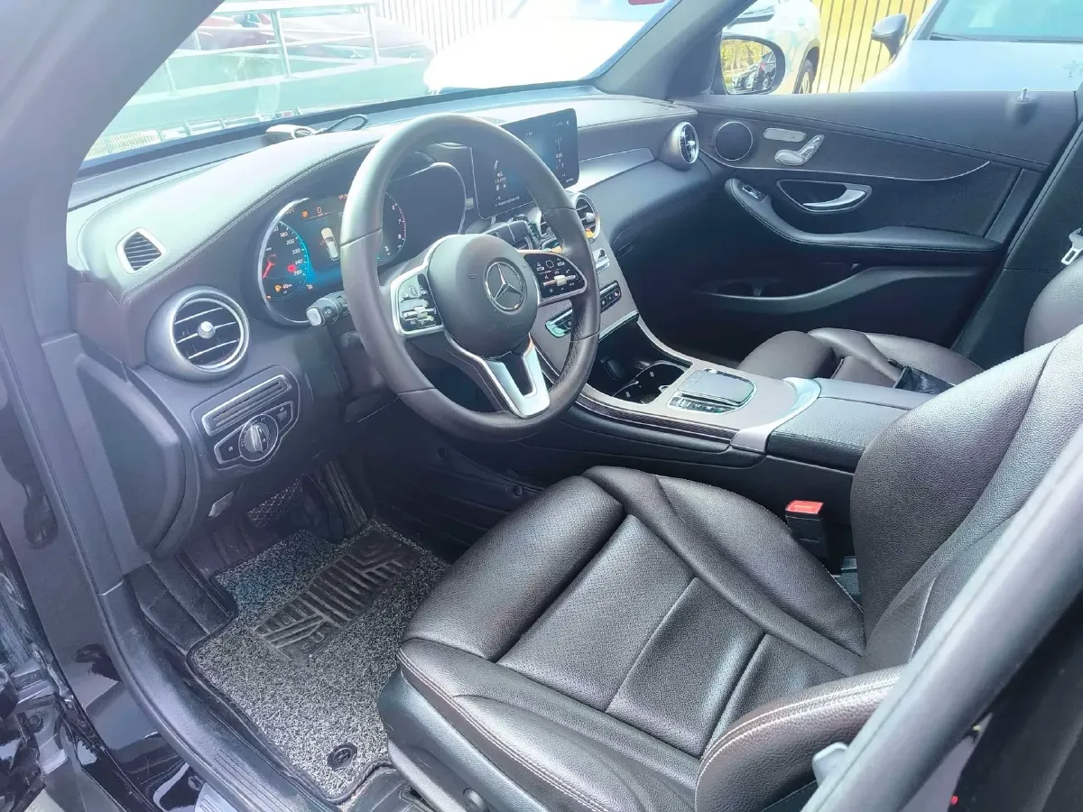 2022 Mercedes-Benz GLC Class 2.0T 197HP L4 9AT,autocango,china used car exporter,china ev exporter,chinese used car exporter,chinese used ev exporter