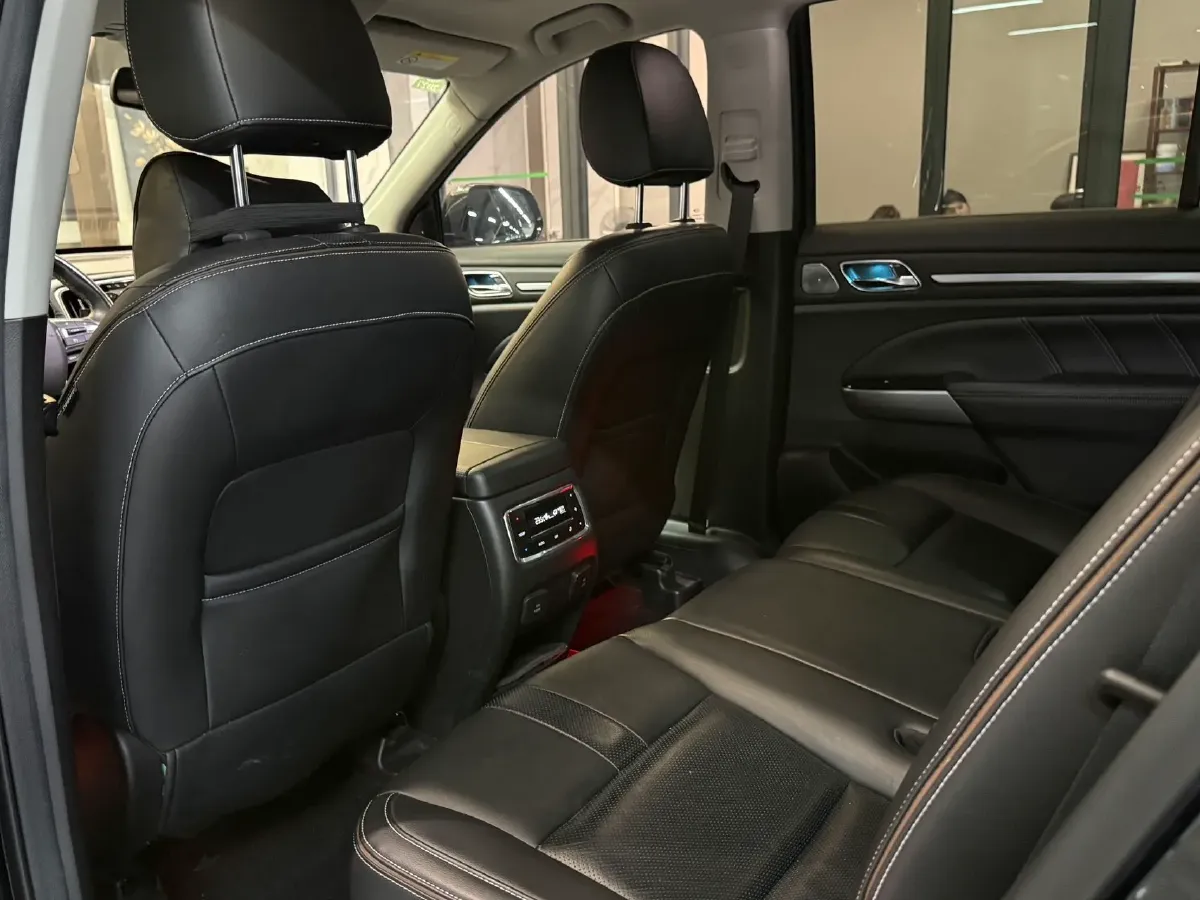 2020 GAC Trumpchi GS8 2.0T 252HP L4 6AT,autocango,china used car exporter,china ev exporter,chinese used car exporter,chinese used ev exporter