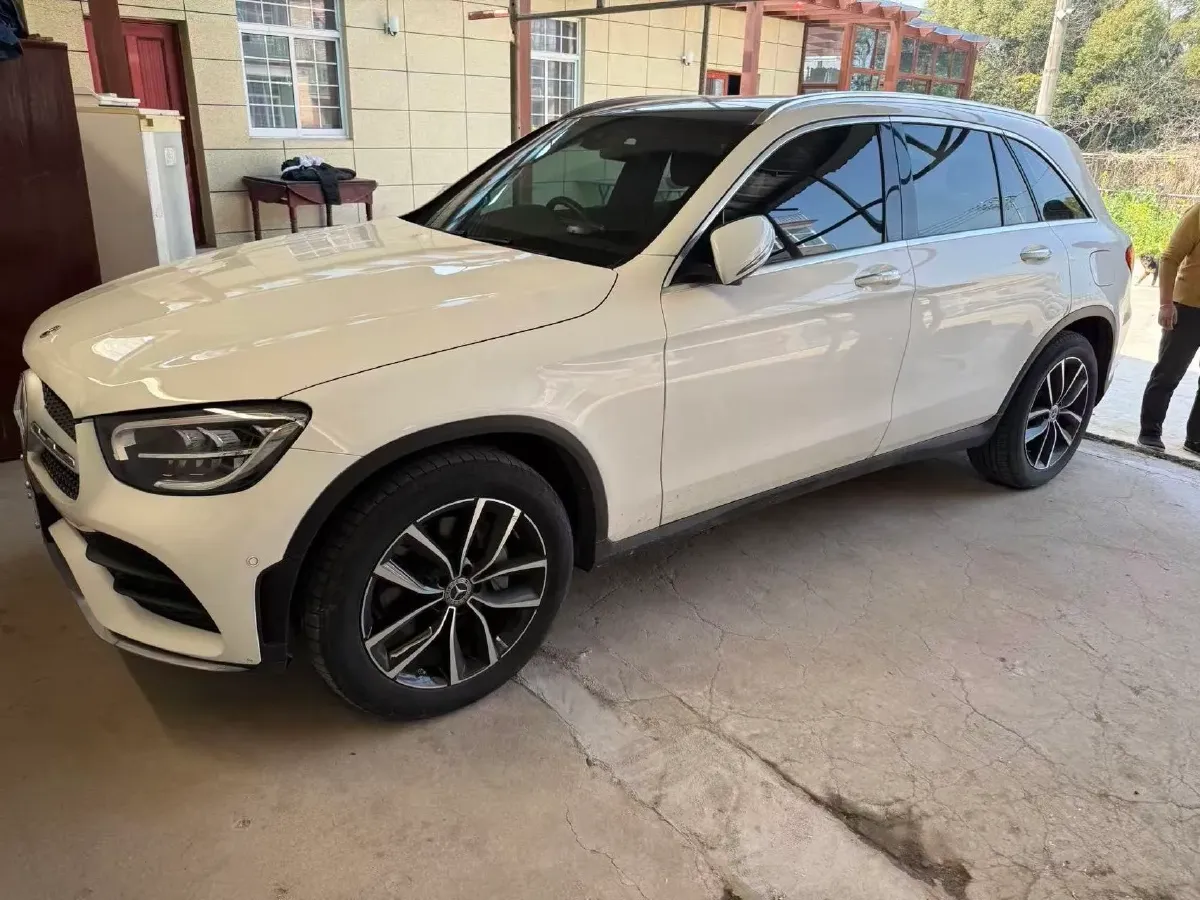 2021 Mercedes-Benz GLC Class 2.0T 197HP L4 9AT,autocango,china used car exporter,china ev exporter,chinese used car exporter,chinese used ev exporter