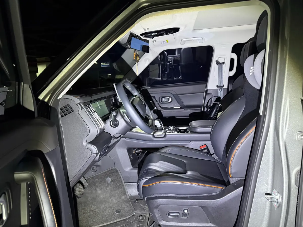 2025 Jetour Traveller 1.5T 184HP L4 7DCT,autocango,china used car exporter,china ev exporter,chinese used car exporter,chinese used ev exporter