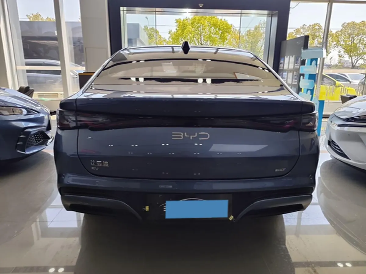 2025 BYD Seal06 BEV,autocango,china used car exporter,china ev exporter,chinese used car exporter,chinese used ev exporter